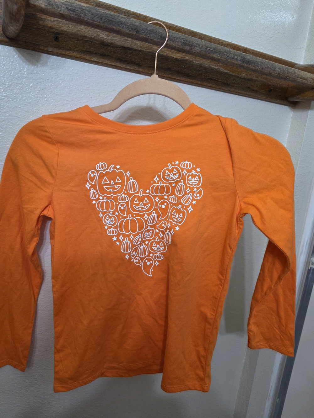 Cat & Jack Orange Long Sleeve Tee with White Halloween Pumpkin Heart